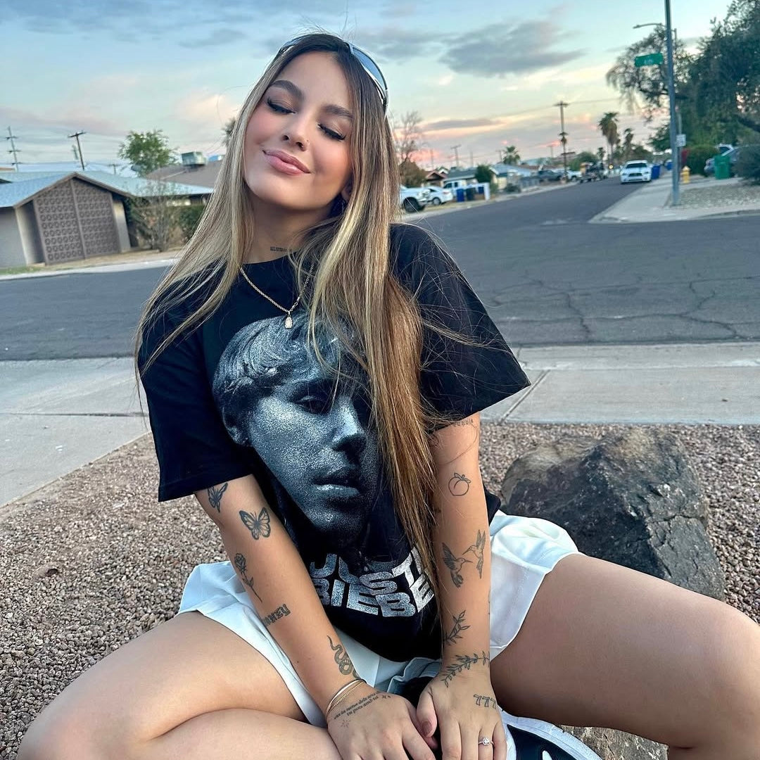 JUSTIN BIEBER - BLACK